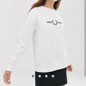 Fred Perry Logo Sweatshirt